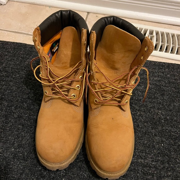 Timberland Boots for Sale - Picture 2 of 2